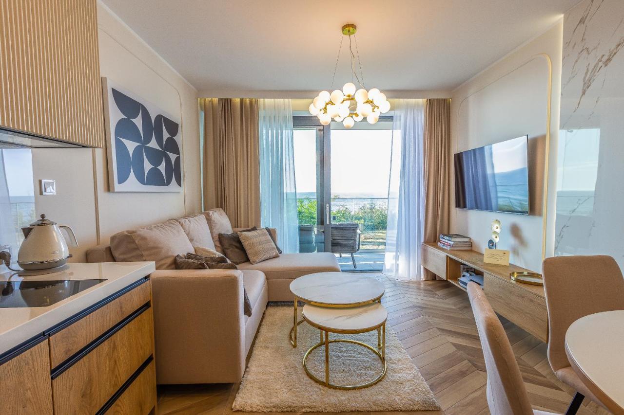 Baltic View Rewal 6-Pax Latte Apartment Bagian luar foto