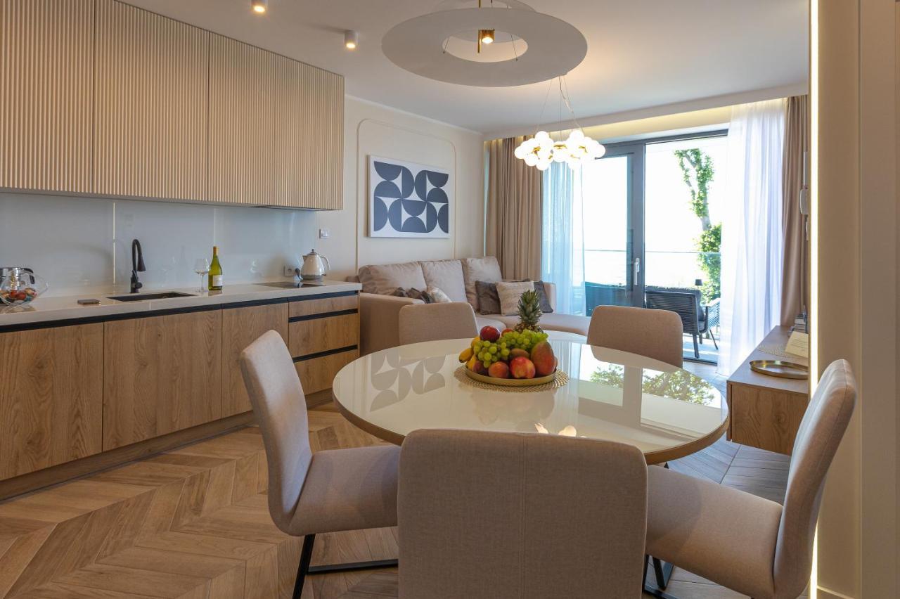 Baltic View Rewal 6-Pax Latte Apartment Bagian luar foto